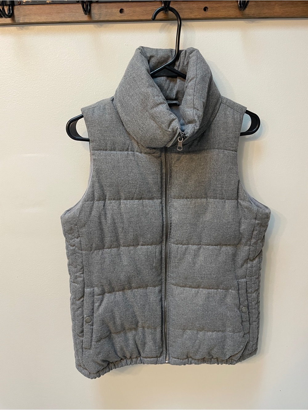 Women’s Gray Vest Size Small
